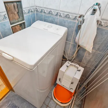 펜션 Kinostupa 1a - 2 By Interhome